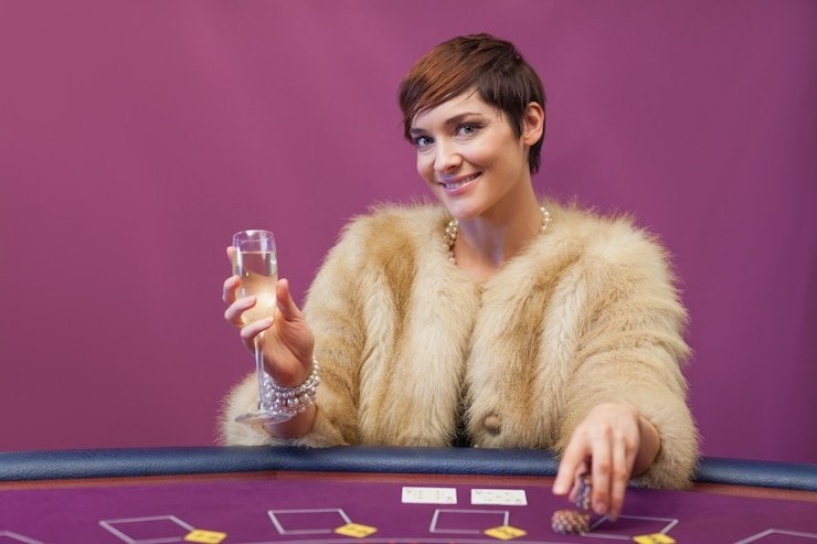 data hk6d tiered cashback rates across football, live casino, and slots